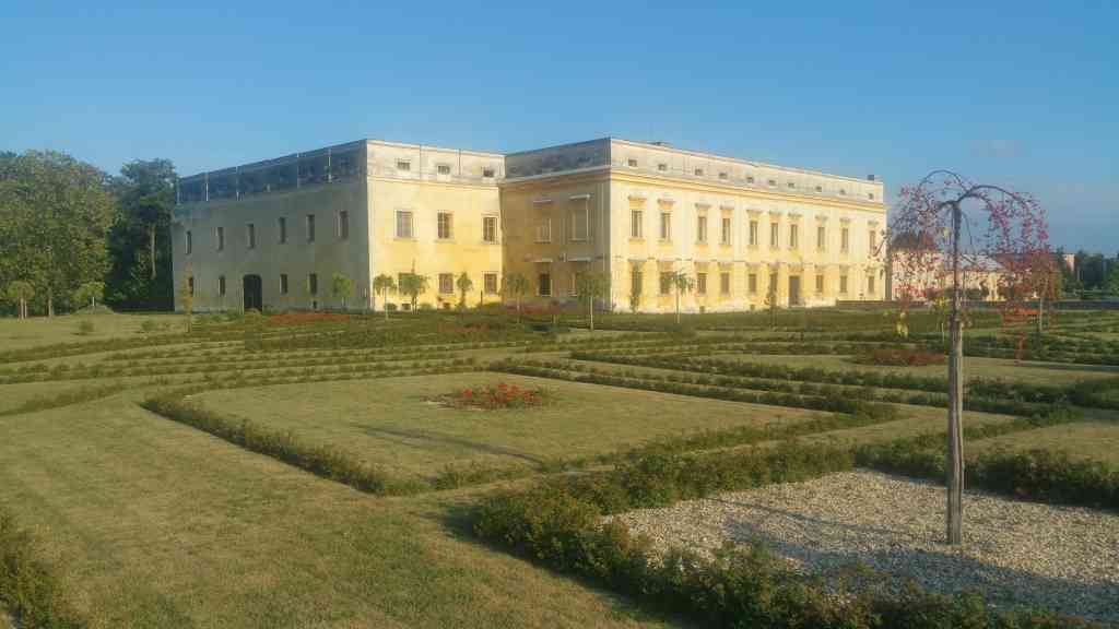 pałac slezske rudoltice